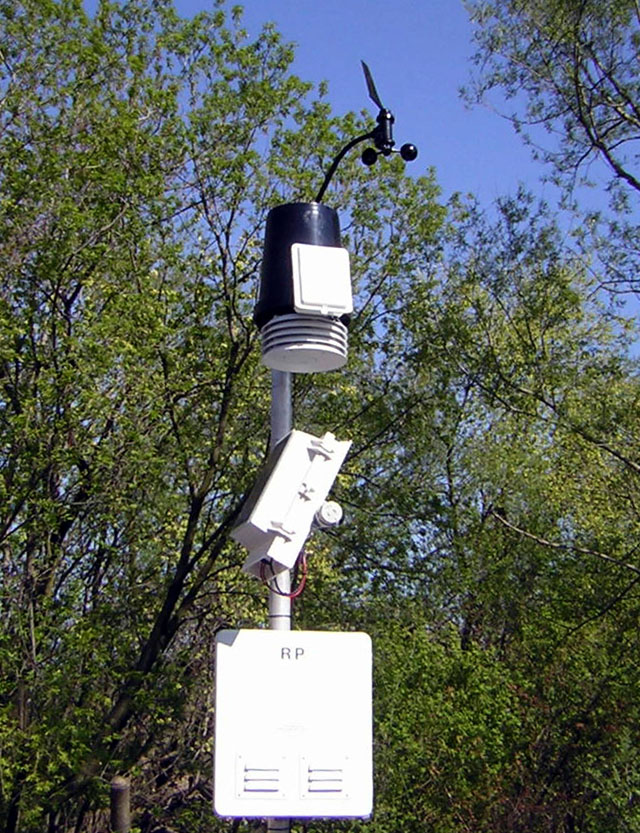 Remote weather station